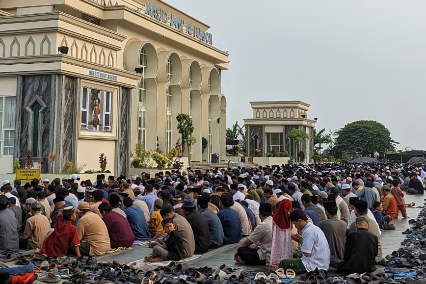 Memohon Hujan Turun, Shalat Istisqo Berjalan Khidmat, Ini 5 Nasehat Khatib yang Perlu Diperhatikan