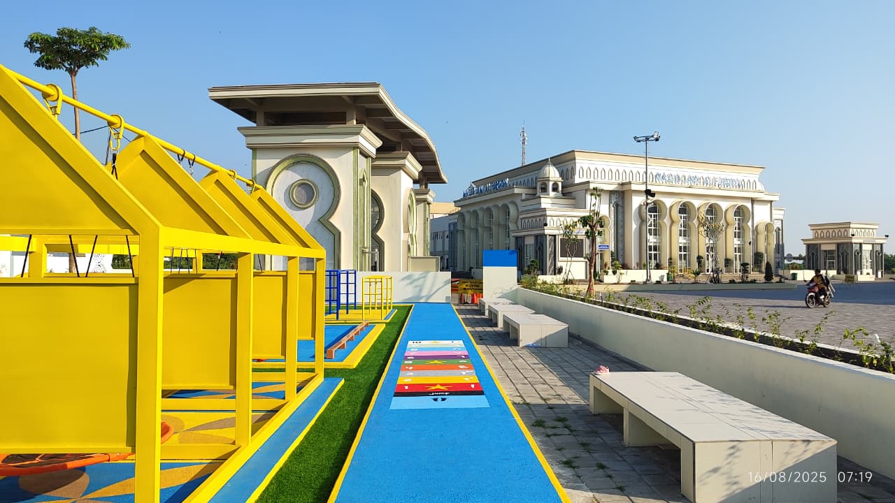 Pondok Ramah Anak dengan Fasilitas Playground dan Permainan Edukasi